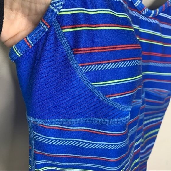 Nike blue racer back medium workout stripes top - Picture 3 of 9